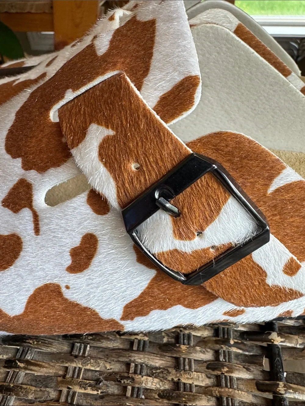 Worst case distinctive white